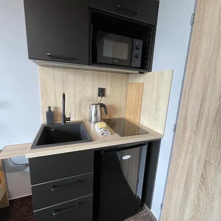 Maxi * Стражне